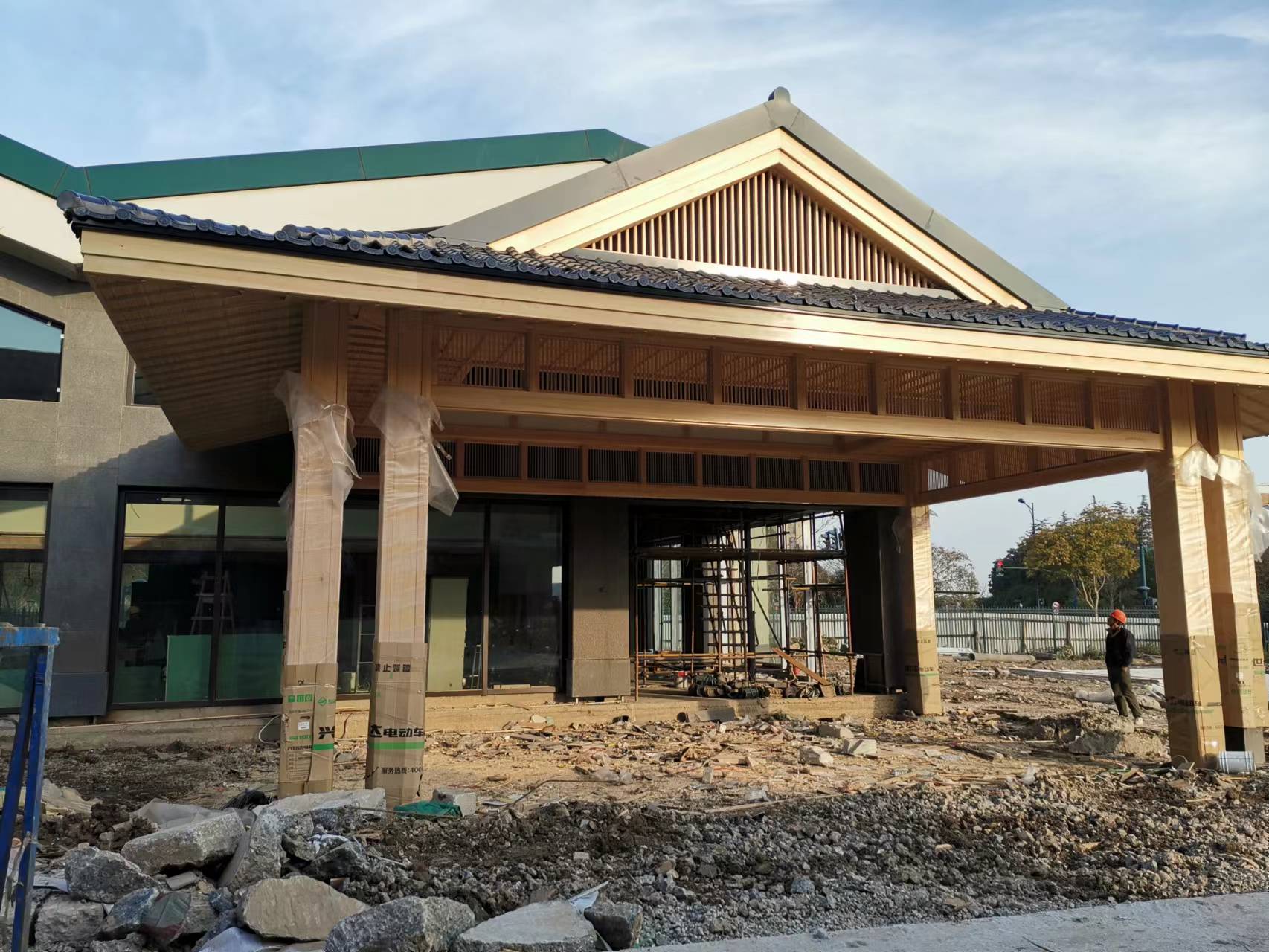 施工中的迪士尼溫泉酒店